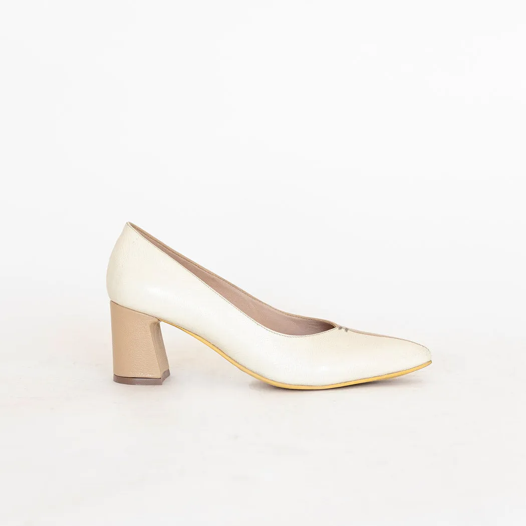 Antoinette block heel pumps in off white/tan leather womens shoes