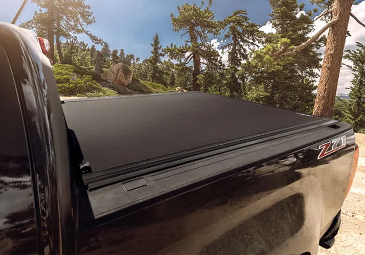 BAK 2020 Jeep Gladiator 5ft Bed Revolver X4 Tonneau cover