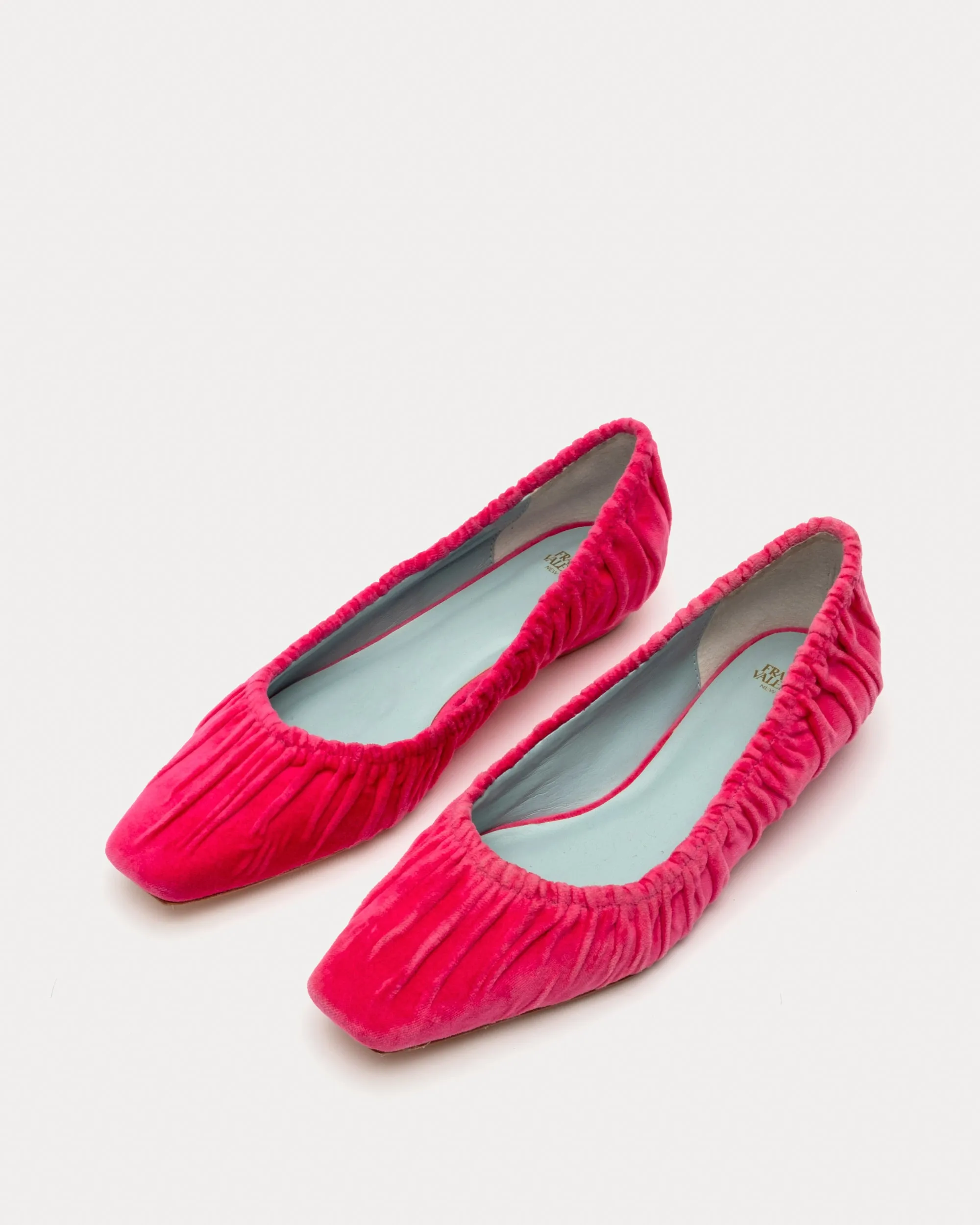 Britta Ruched Flat Velvet Pink