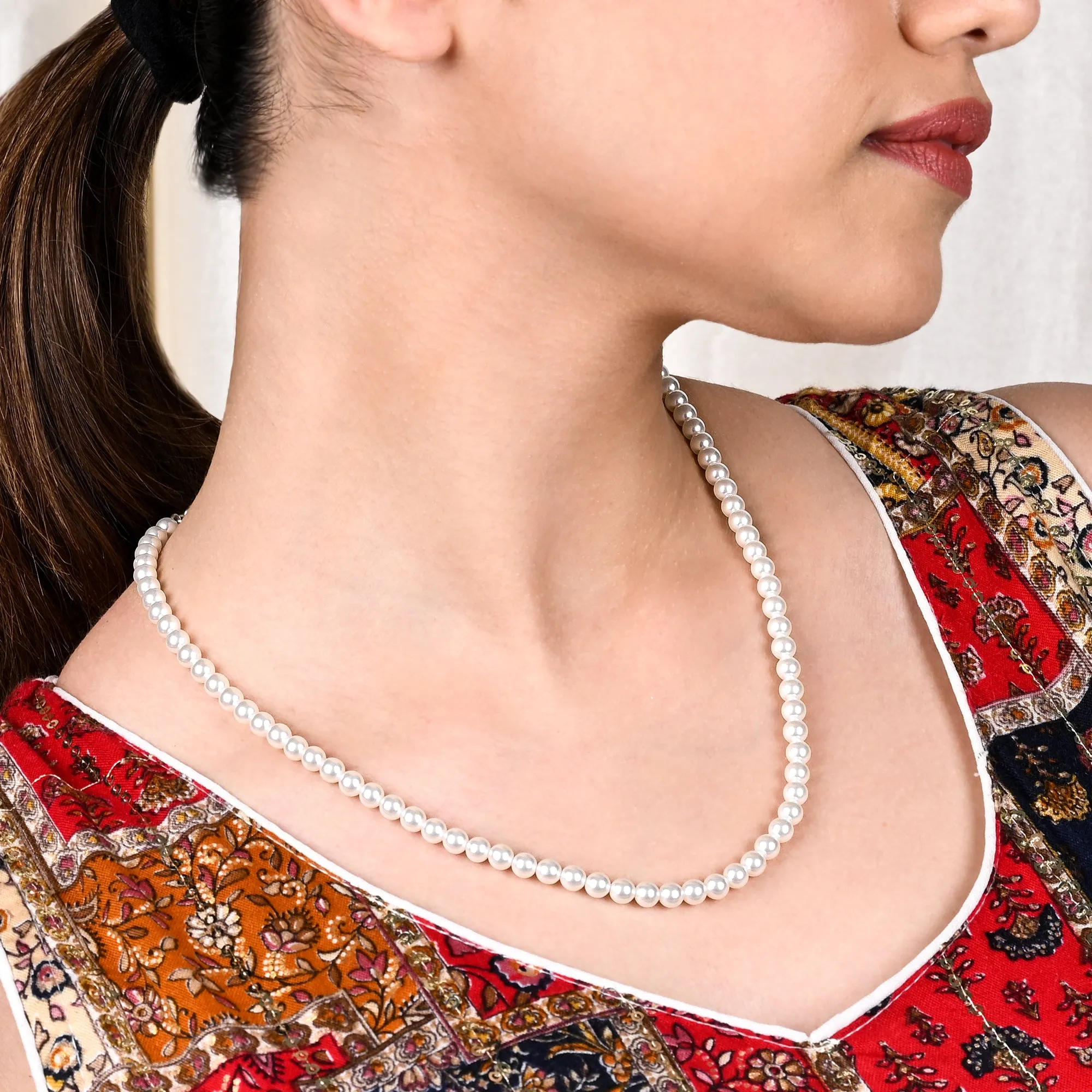 Classic Pearl Necklace