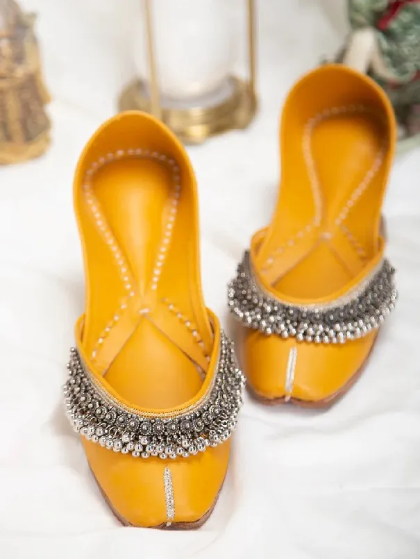 Ghugroo Blast - Yellow Embellished Leatherette Juttis