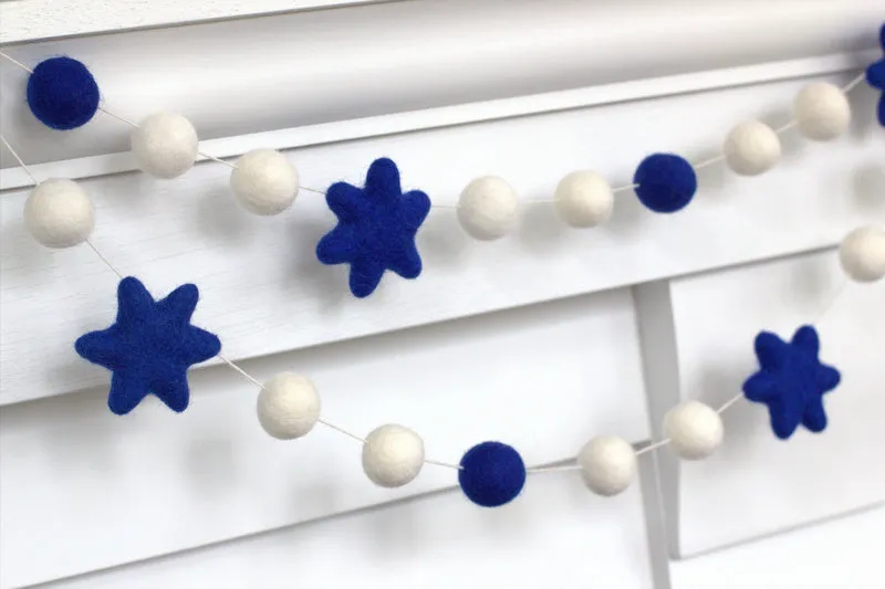 Hanukkah Garland- Star of David- Blue & White